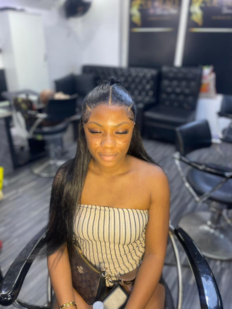 Hair styling by Timi Hairtertainment